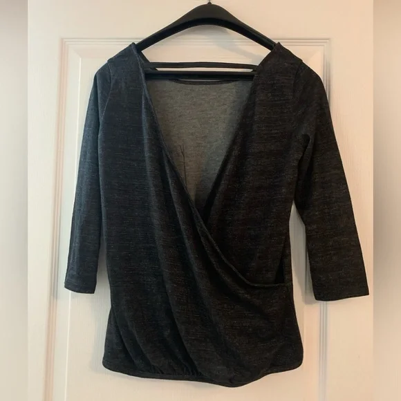 Backless top from Dynamite - Picture 2 of 3